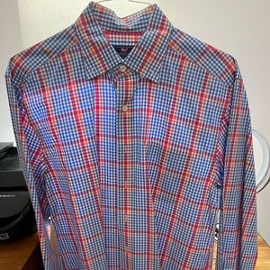 Vineyard vines NEW size medium